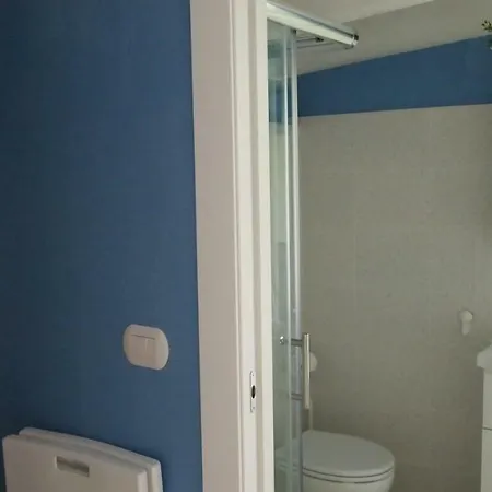 House Apartman *